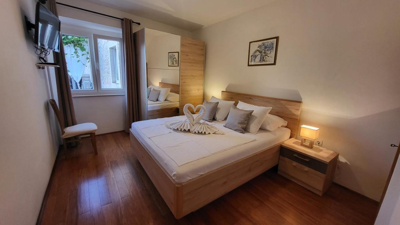 Stone House Apartments Didini Dvori Лумбарда Екстериор снимка