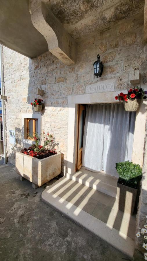 Stone House Apartments Didini Dvori Лумбарда Екстериор снимка