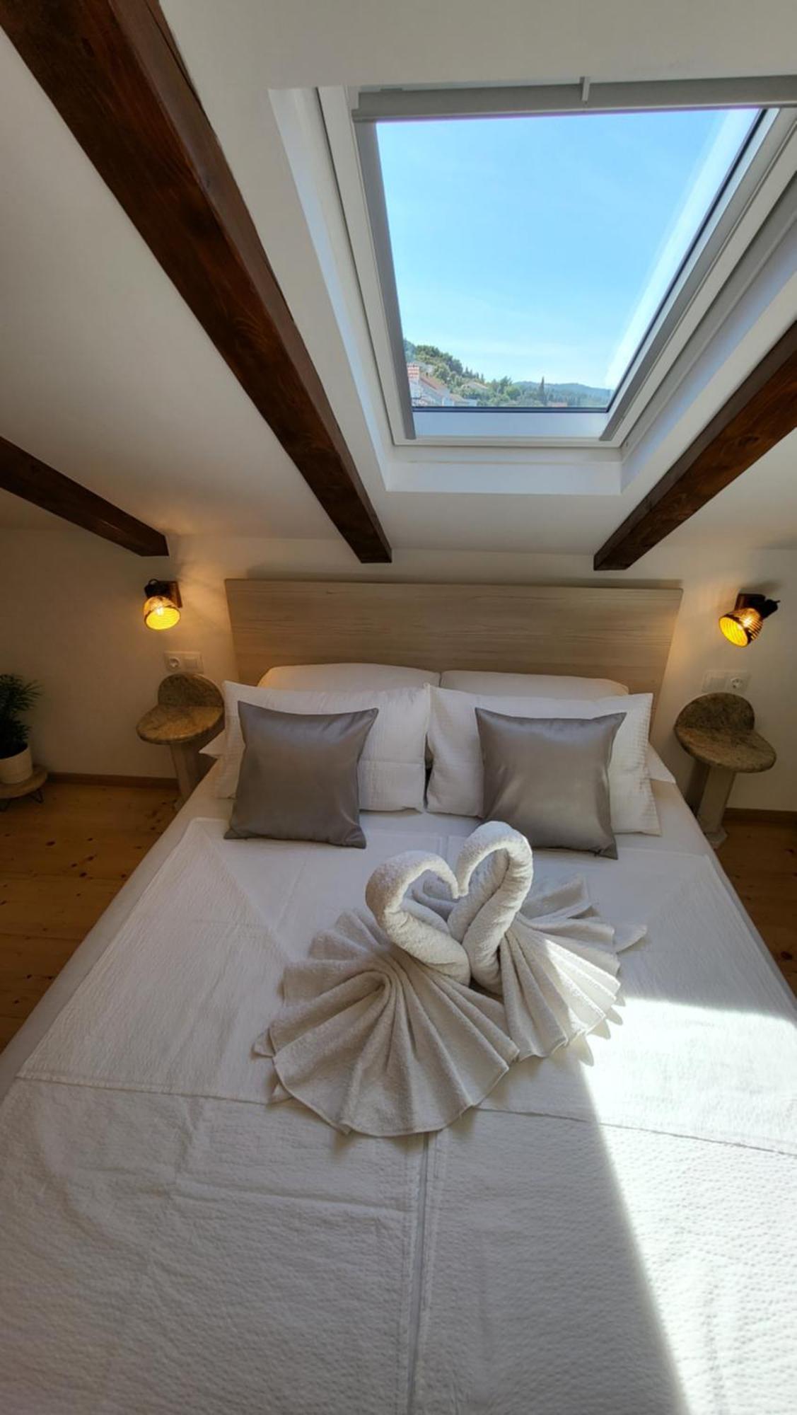 Stone House Apartments Didini Dvori Лумбарда Екстериор снимка