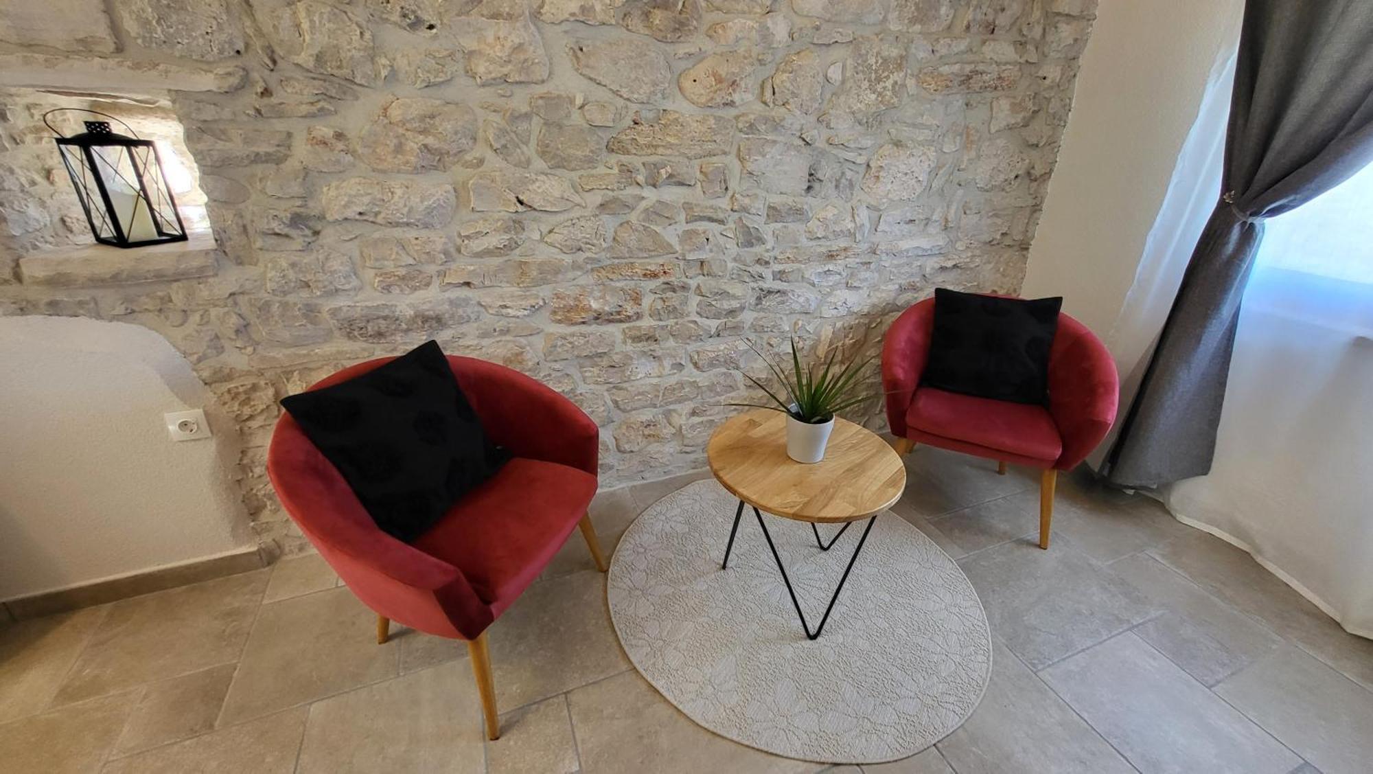 Stone House Apartments Didini Dvori Лумбарда Екстериор снимка