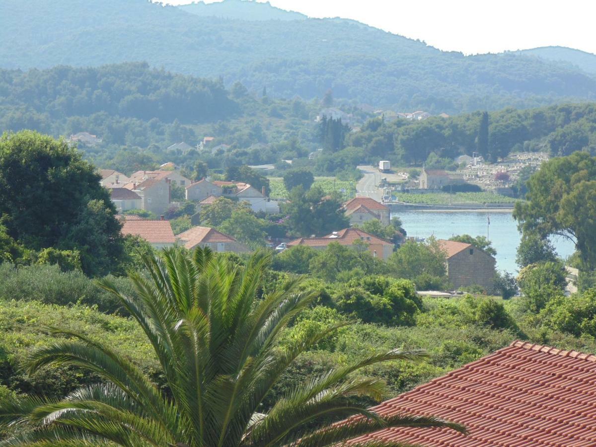 Stone House Apartments Didini Dvori Лумбарда Екстериор снимка